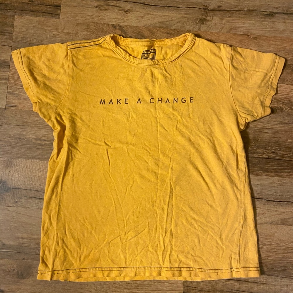 Tee